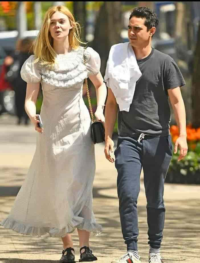 Elle Fanning Boyfriends